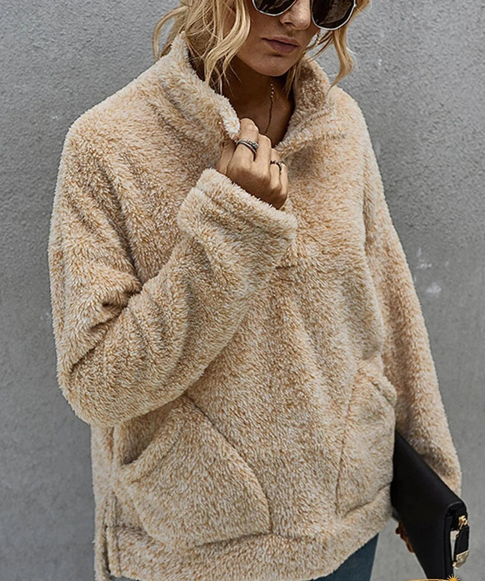 Pull pour Femmes à Col Montant, Manches Longues et Ourlet Asymétrique