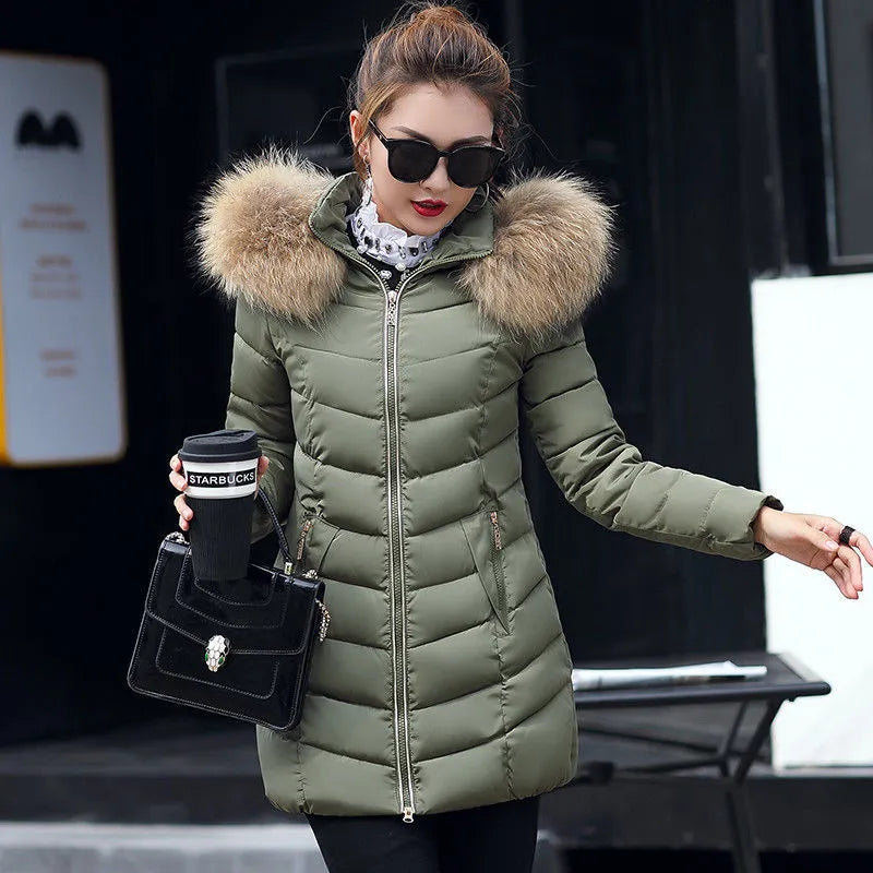 Manteau d'Hiver Chaud pour Femmes avec Capuche - Confort et Élégance par Temps Froid