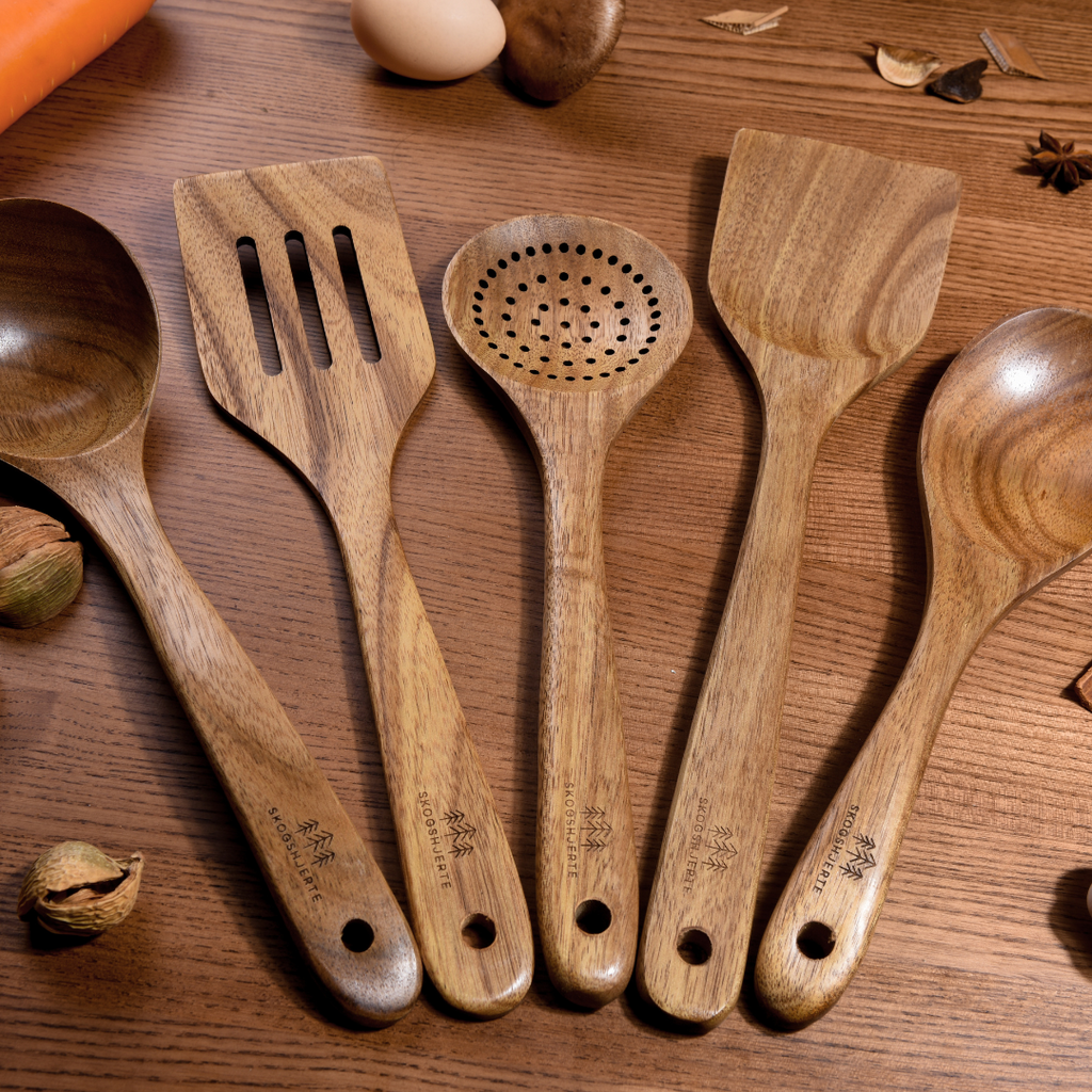 Ensemble d’ustensiles de cuisine thème forêt avec conception original