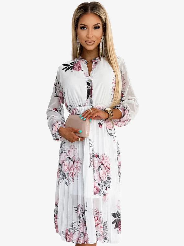 Robe chic avec motif floral et décolleté profond pour une allure raffinée
