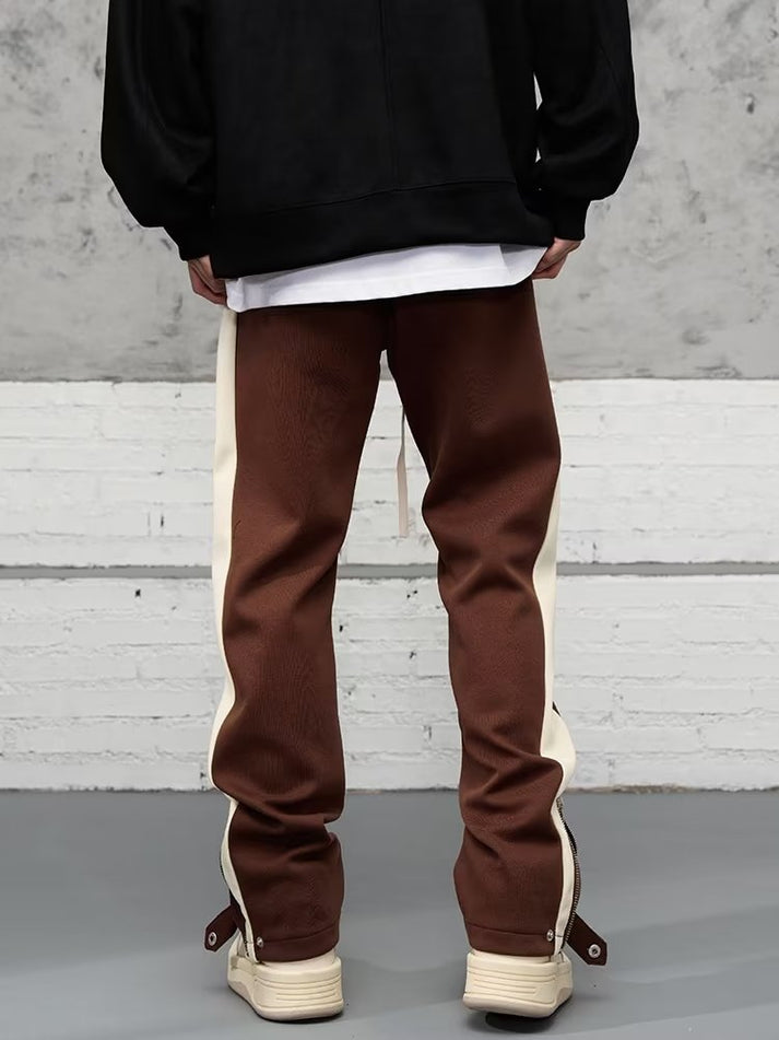 Pantalon moderne au design insolite : une combinaison unique de tissus