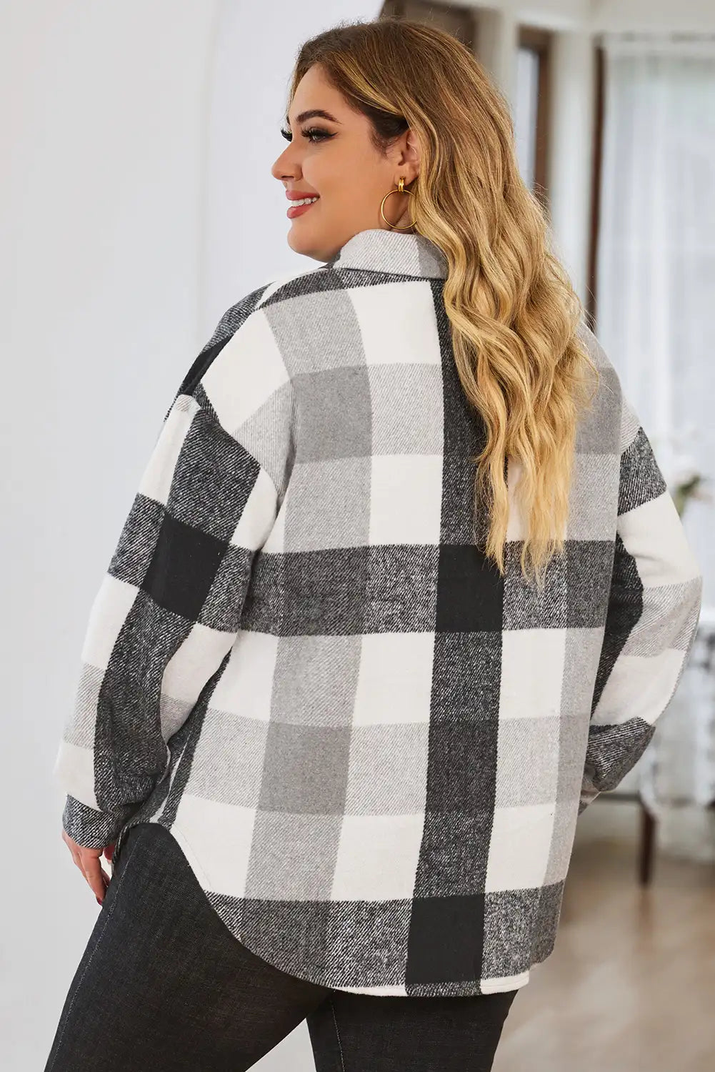 Veste à Carreaux en Bloque de Couleurs Kaki pour un Style d'Hiver Sans Effort