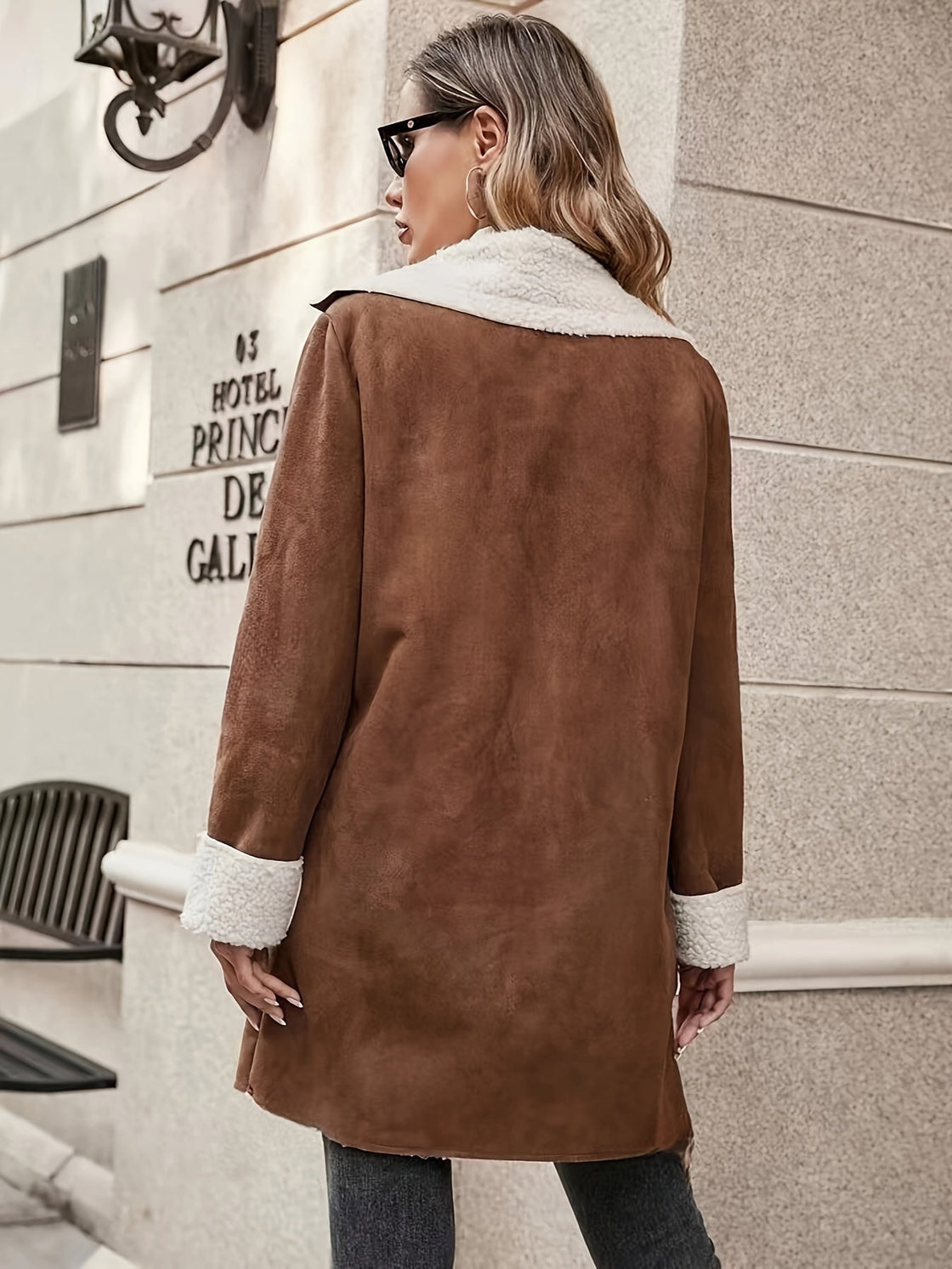 Manteau chaud et stylé pour femme avec col en style décontracté