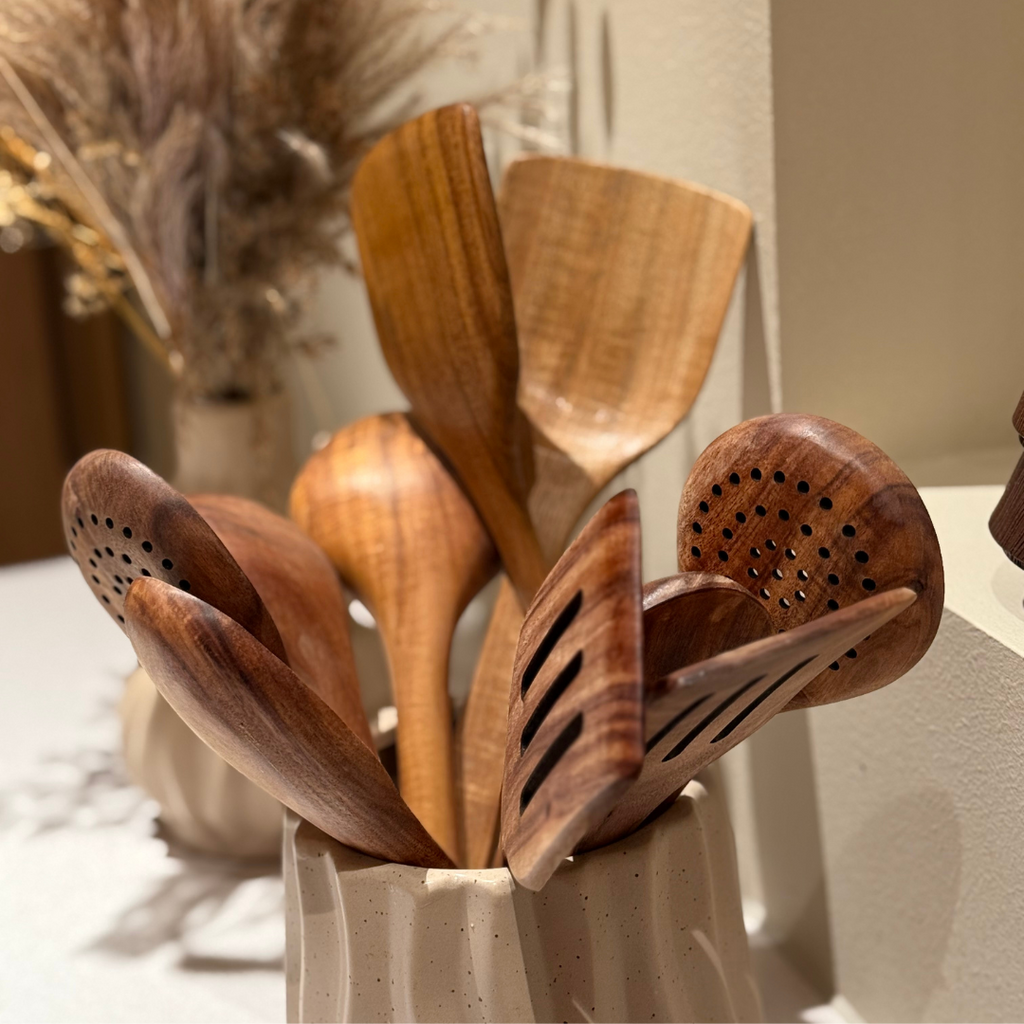 Ensemble d’ustensiles de cuisine thème forêt avec conception original