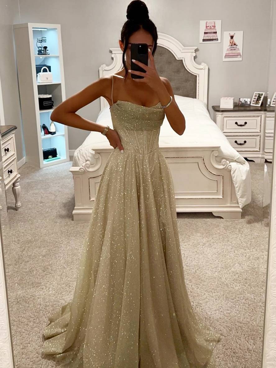 Robe longue scintillante à fines bretelles sans manches pour soirées chic