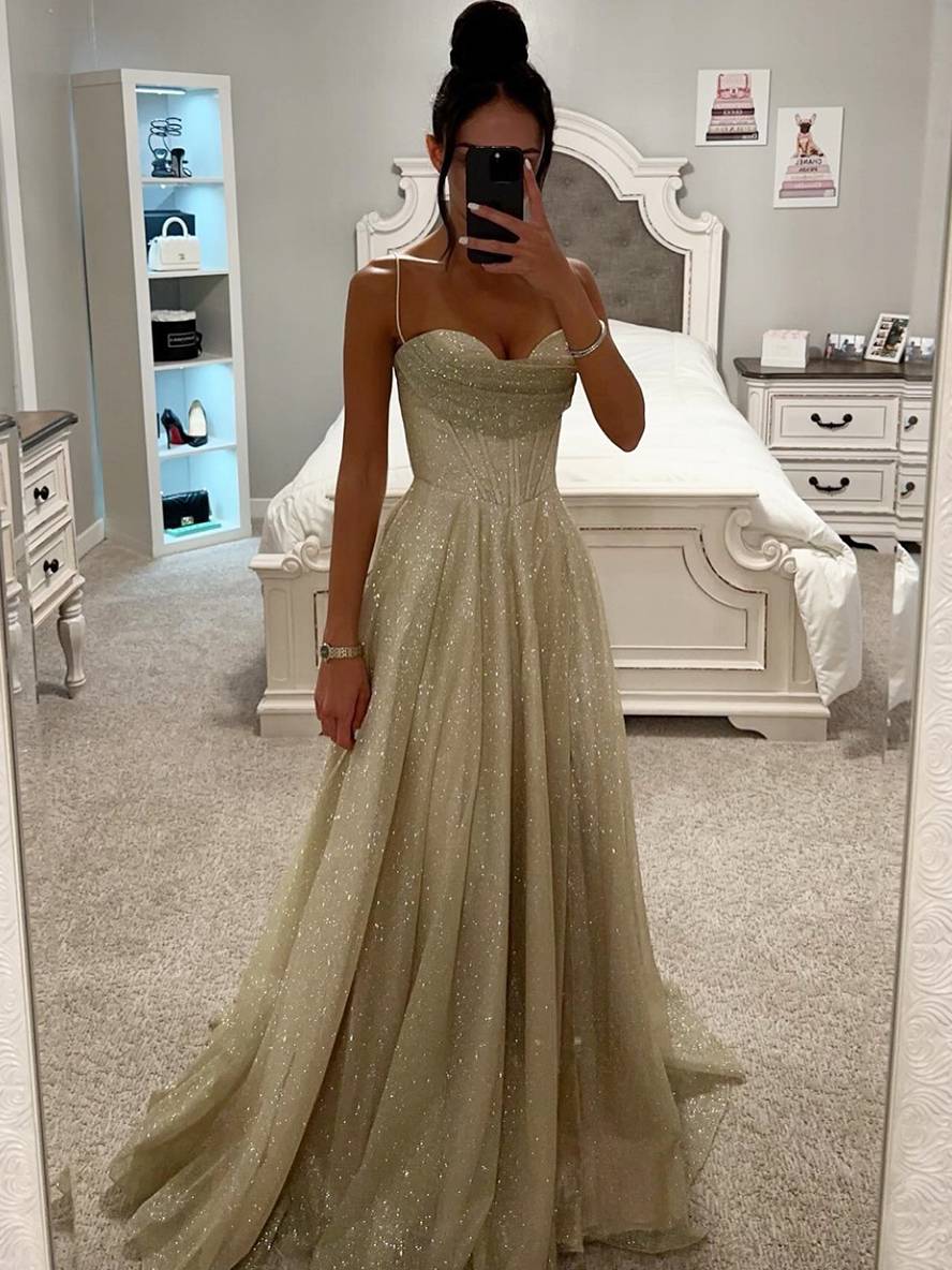 Robe longue scintillante à fines bretelles sans manches pour soirées chic
