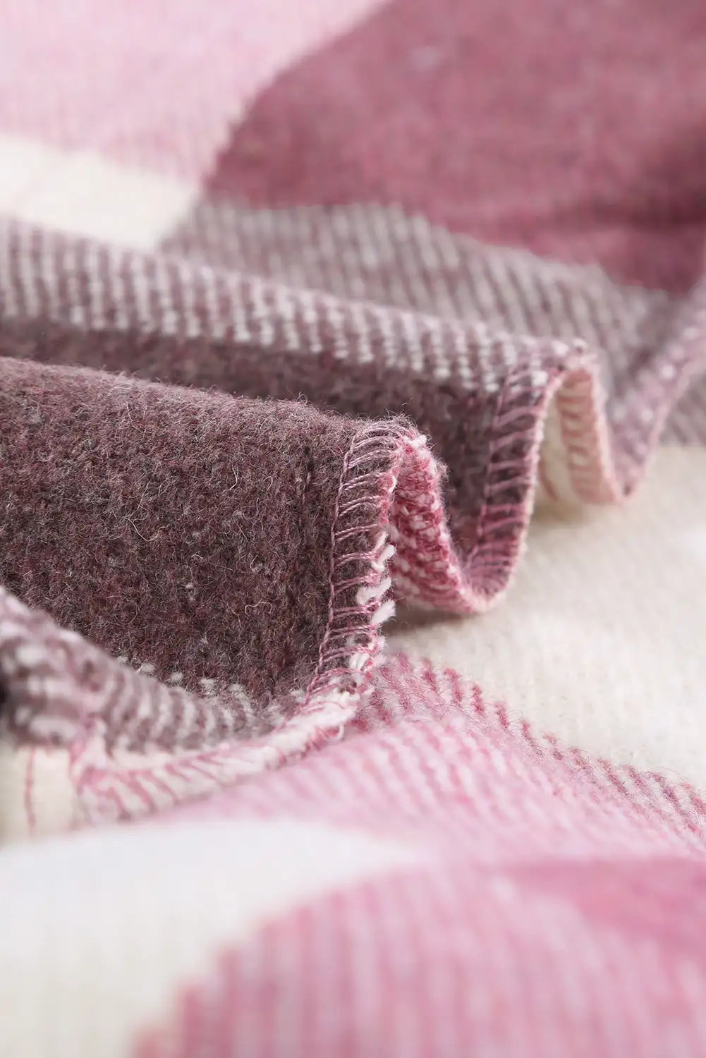 Veste à Carreaux en Bloque de Couleurs Kaki pour un Style d'Hiver Sans Effort