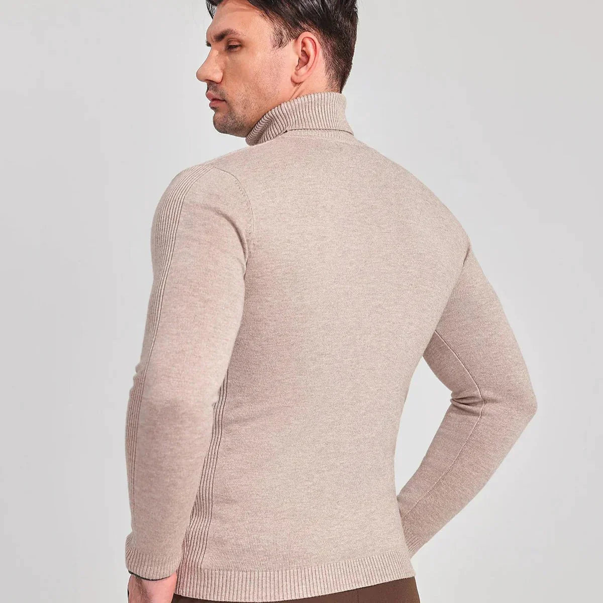 Pull Col Roulé Classique et Élégant pour Homme
