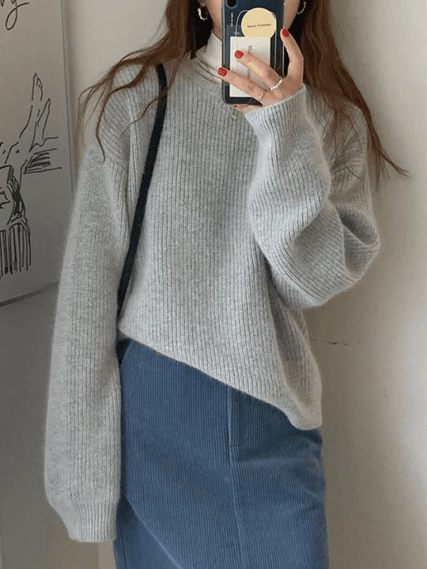 Un pull à col rond polyvalent, élégant et confortable pour tous les jours