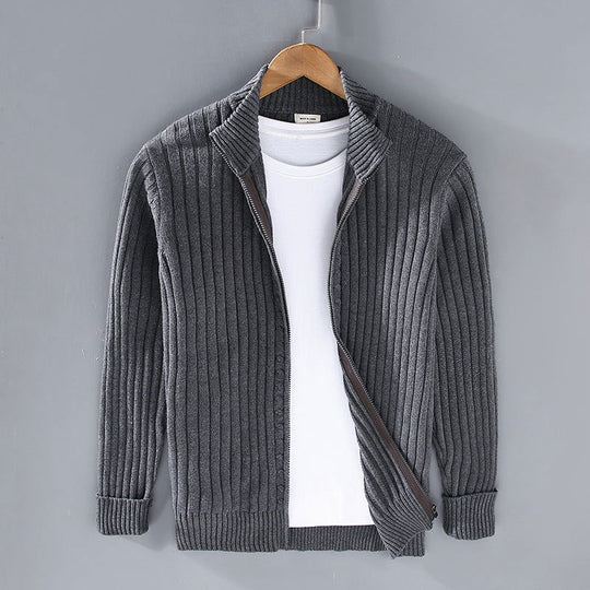 Pull tendance pour homme confiant