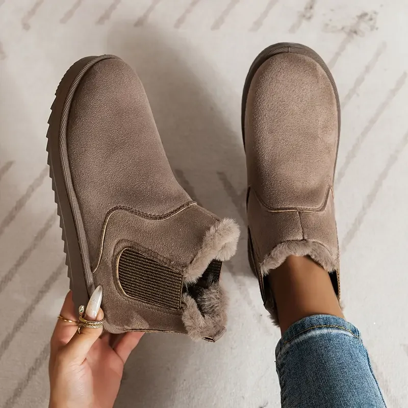 Des bottes minimalistes pour femmes pour tous les jours