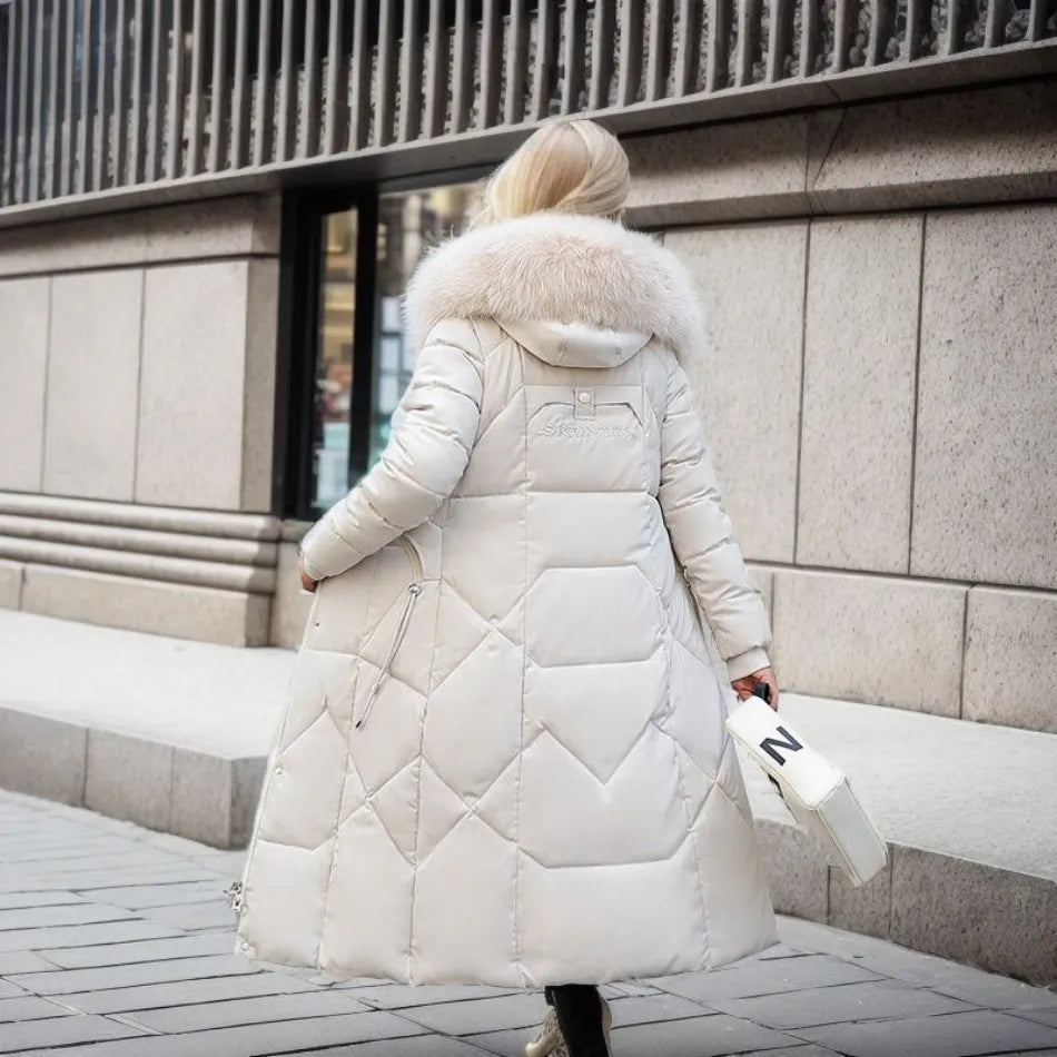 Manteau Longues d'Hiver pour Femme avec Capuche Élégante et Confortable