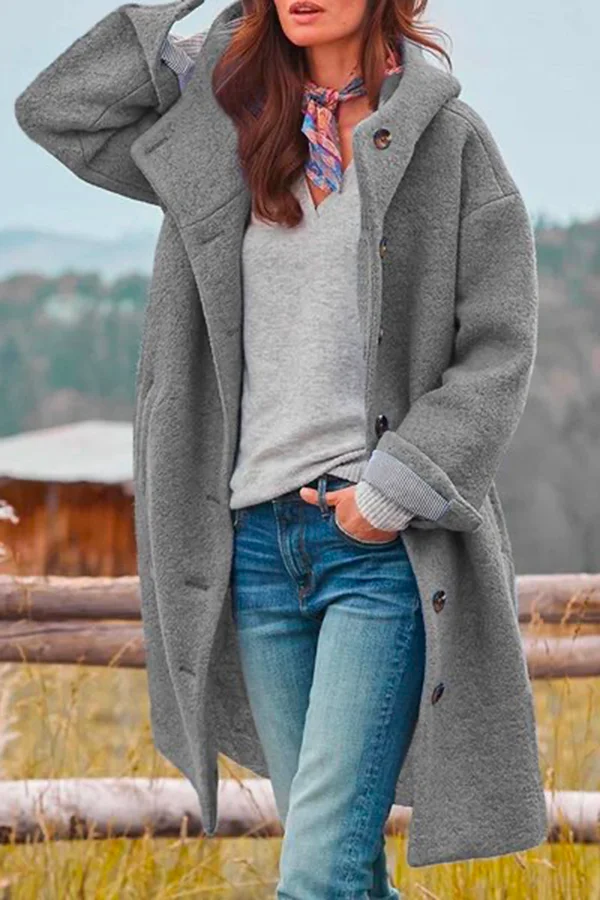 Manteau confortable avec capuche pour les journées fraîches