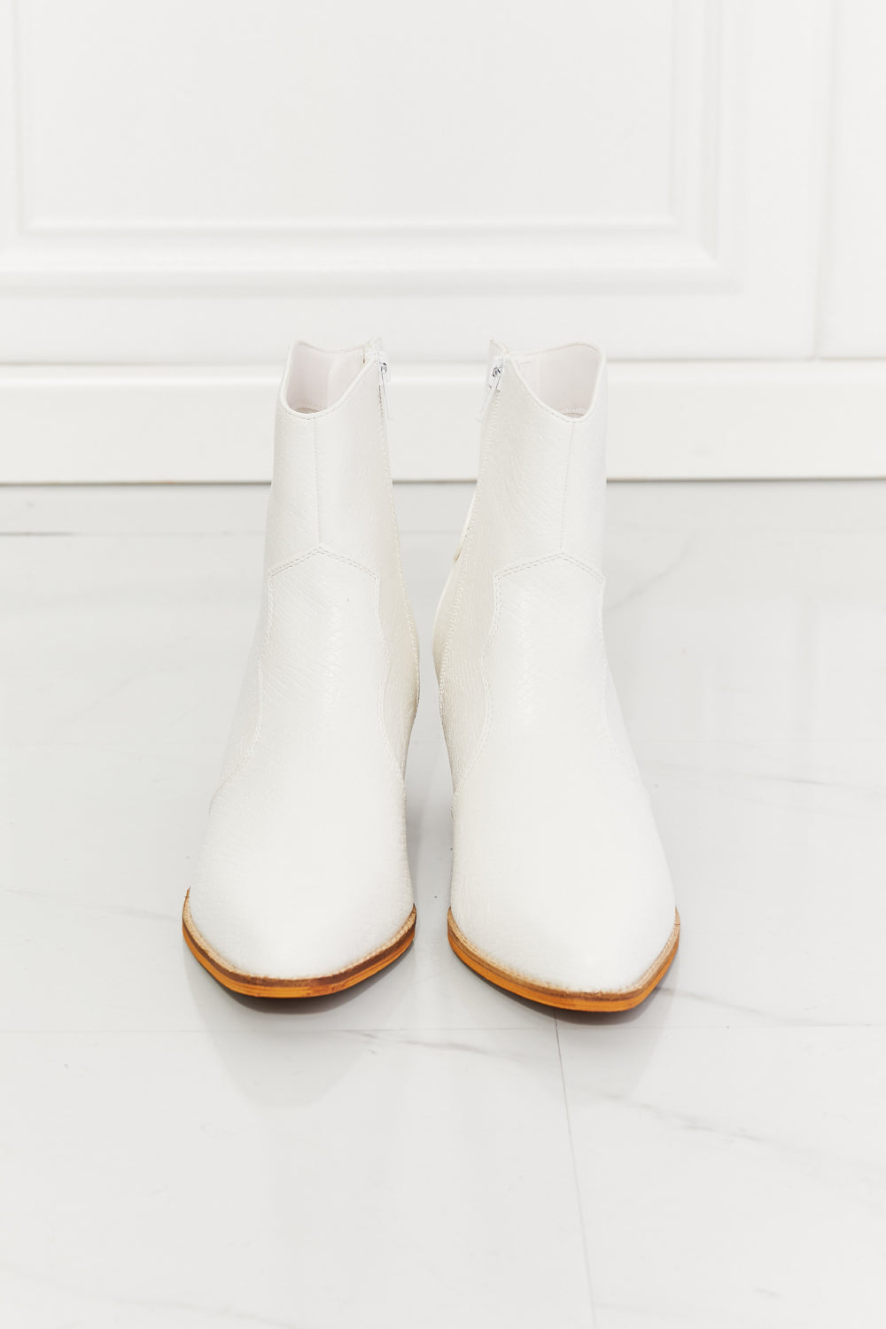 Bottines Western en Cuir Synthétique Blanc Classique - Modèle Jazzy