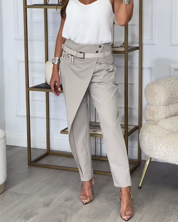 Pantalon stylé pour femme avec ceinture et conception original unique