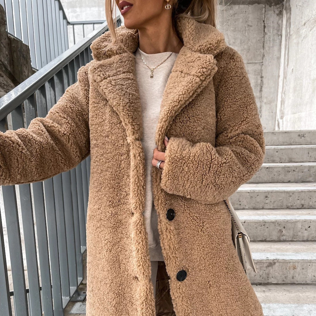 Veste Femme en Peluche à Manches Longues et Col à Revers – Manteau Doux pour l'Hiver