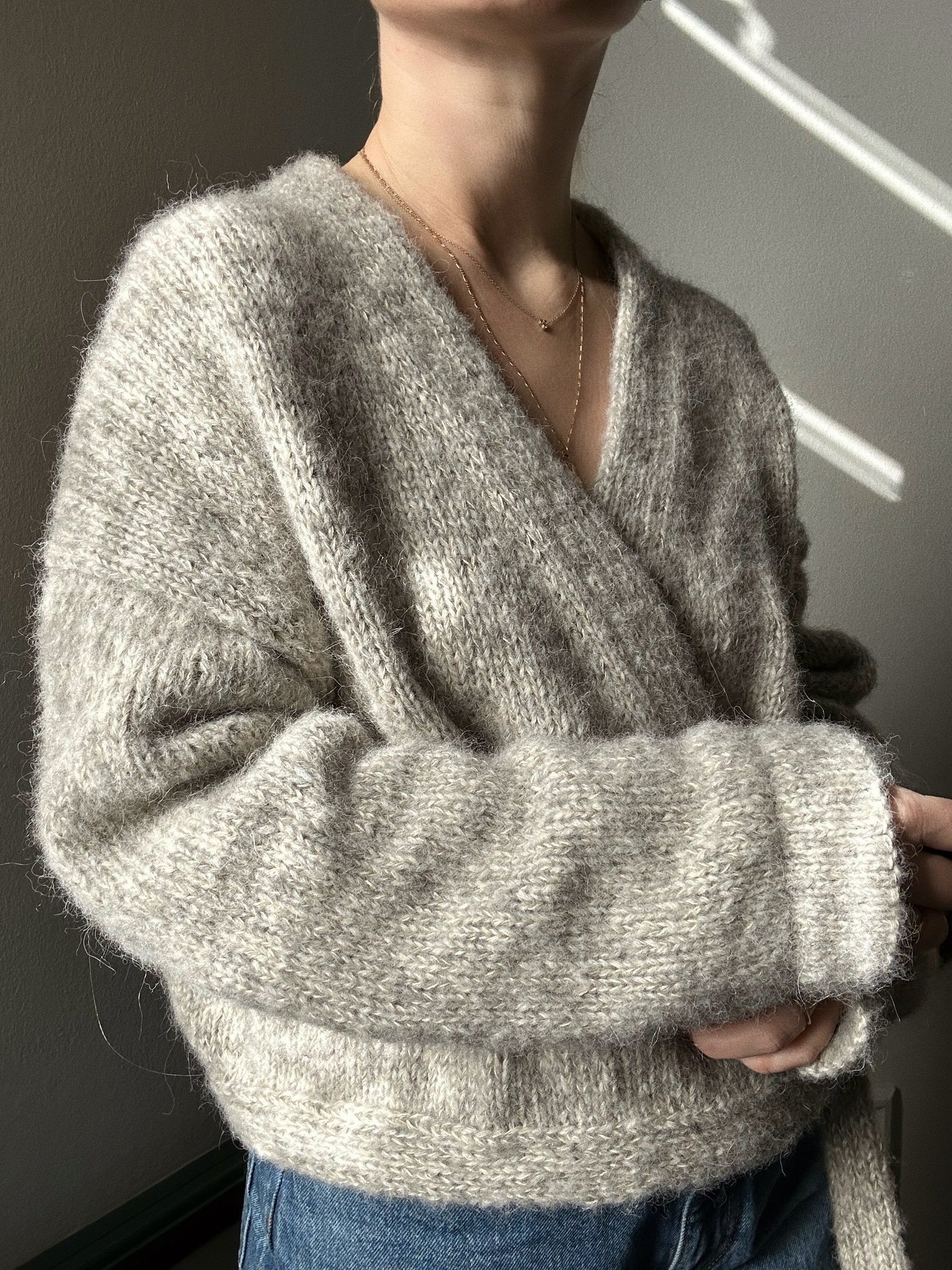 Cardigan élégant avec liens, pull ample à manches longues