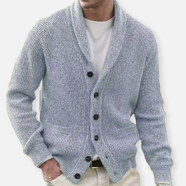 Un cardigan élégant pour l'homme moderne