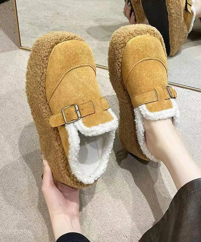 Chaussons Beiges Douillets avec Doublure et Talon Compensé