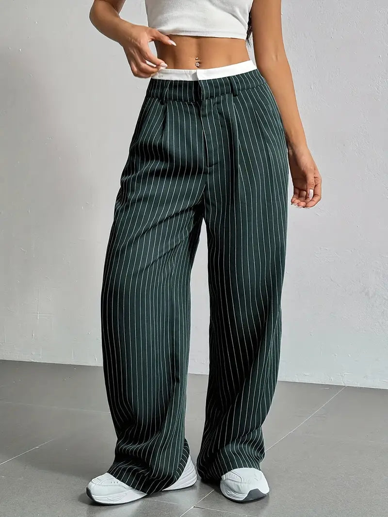 Pantalon ample pour femme avec motif rayé et style contemporain
