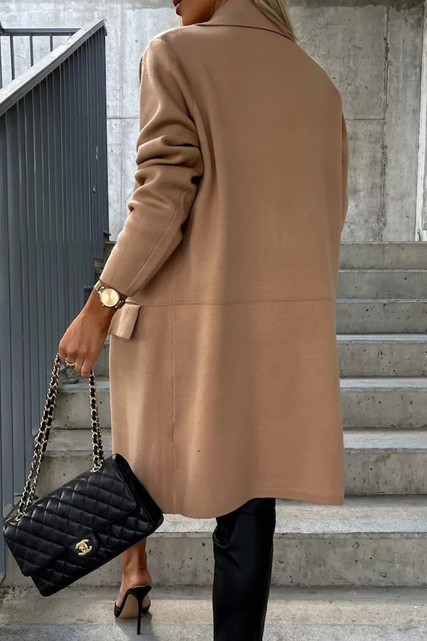 Manteau élégant avec col rabattu : votre nouveau favori dans votre garde-robe