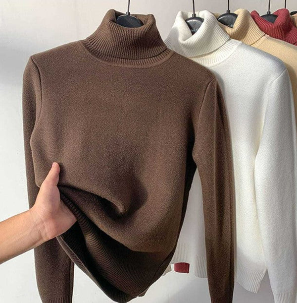 Pull femme à col haut, chic et raffiné