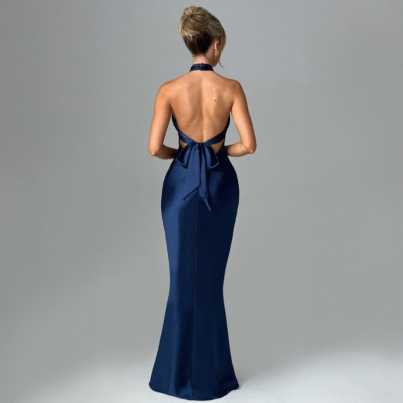 Robe longue sans manches avec dos ouvert et détails de liens croisés