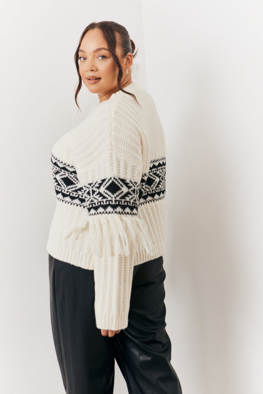 Pull Tricoté Aztec Tendance avec Détails Frangés Élégants