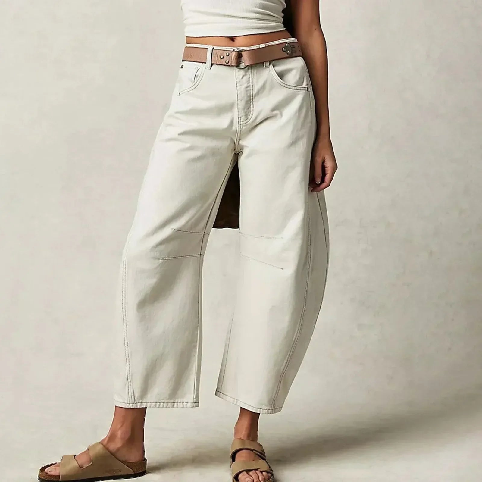 Jean femme coupe large avec jambes droites pour un regarder décontracté