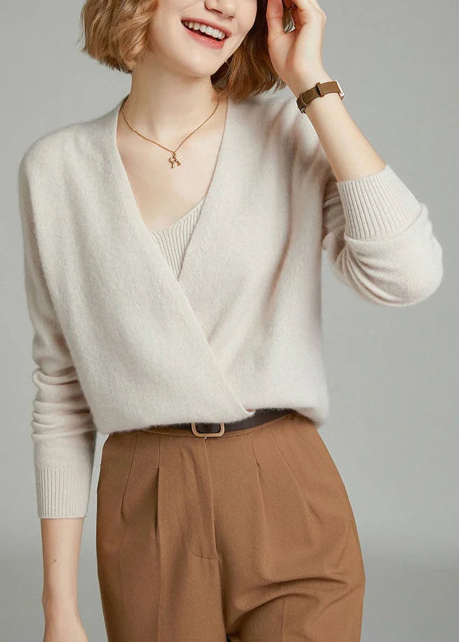 Cardigan Femme Beige Boutonné à Col V pour l’Automne