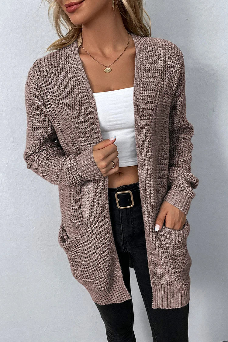 Cardigan moderne avec col V et poches pratiques : confort et chic