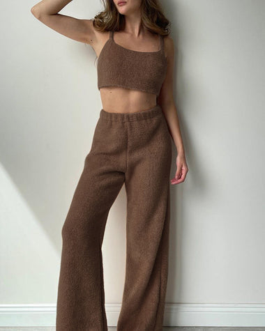 Ensemble Pyjama Marron 3 Pièces avec Haut à Manches Longues et Pantalon – Tenue de Nuit Automnale