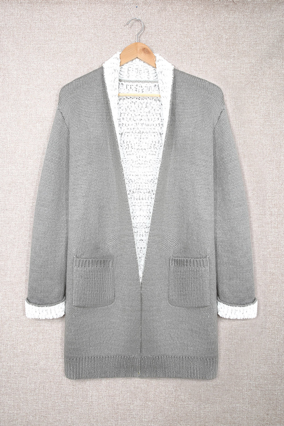 Gilet Long en Tricot Gris avec Poches – Style Ouvert pour Femmes