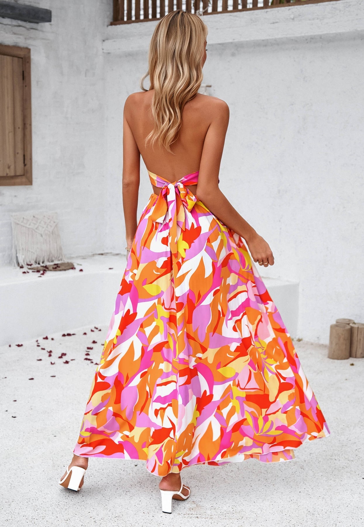 Hawaii - Robe longue dos nu à imprimé floral avec nœud dans le dos - Orange